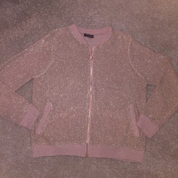 Amazing Sweater❤️ - Picture 2 of 7