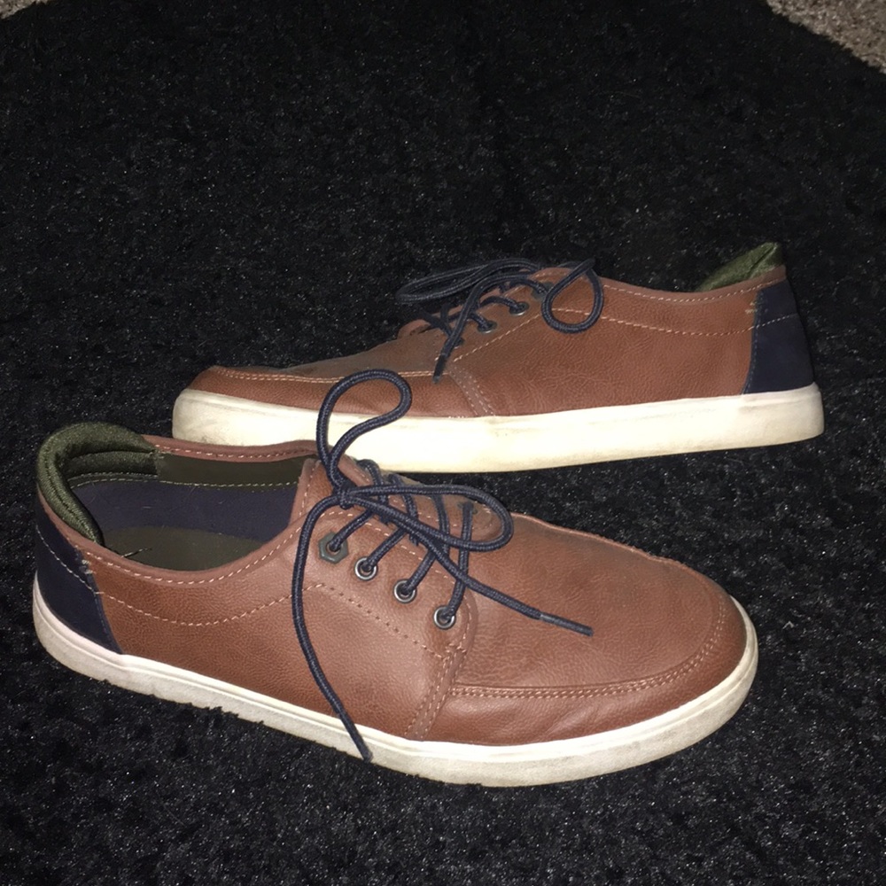 Brown faux leather shoes