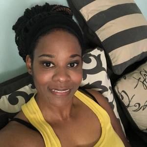 Meet your Posher, Deawna