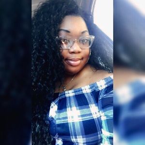 Meet your Posher, Allyson