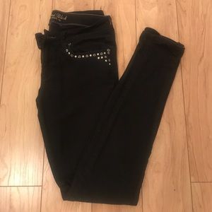 Bullhead Black Studded Denim Skinny’s