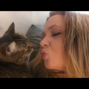 Meet your Posher, Tanya