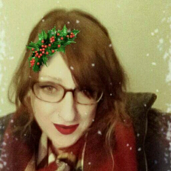 Meet your Posher, Courtney - Picture 1 of 1