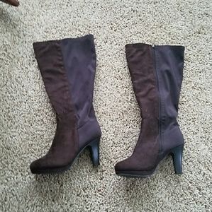 Brown suede Lane Bryant boots