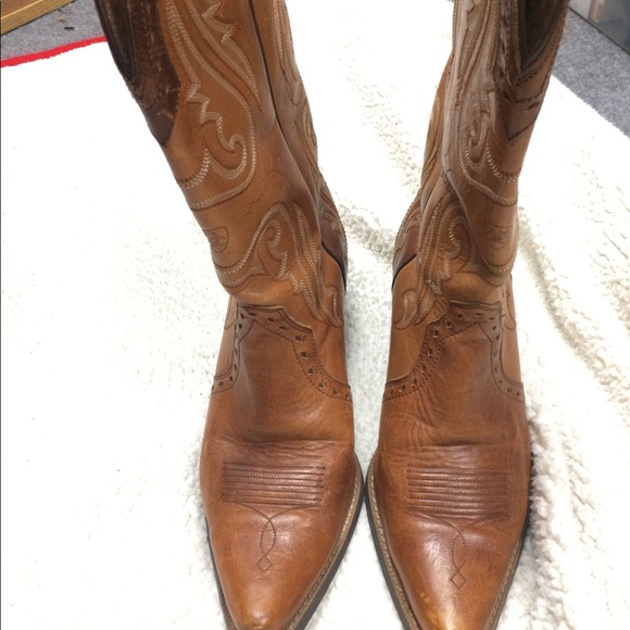 Ariat heritage vintage boots size 8.5 - Picture 2 of 4