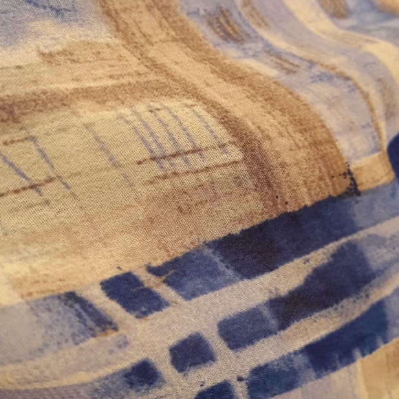 **SALE** Blue & White Sheer New Directions Top - Picture 5 of 8