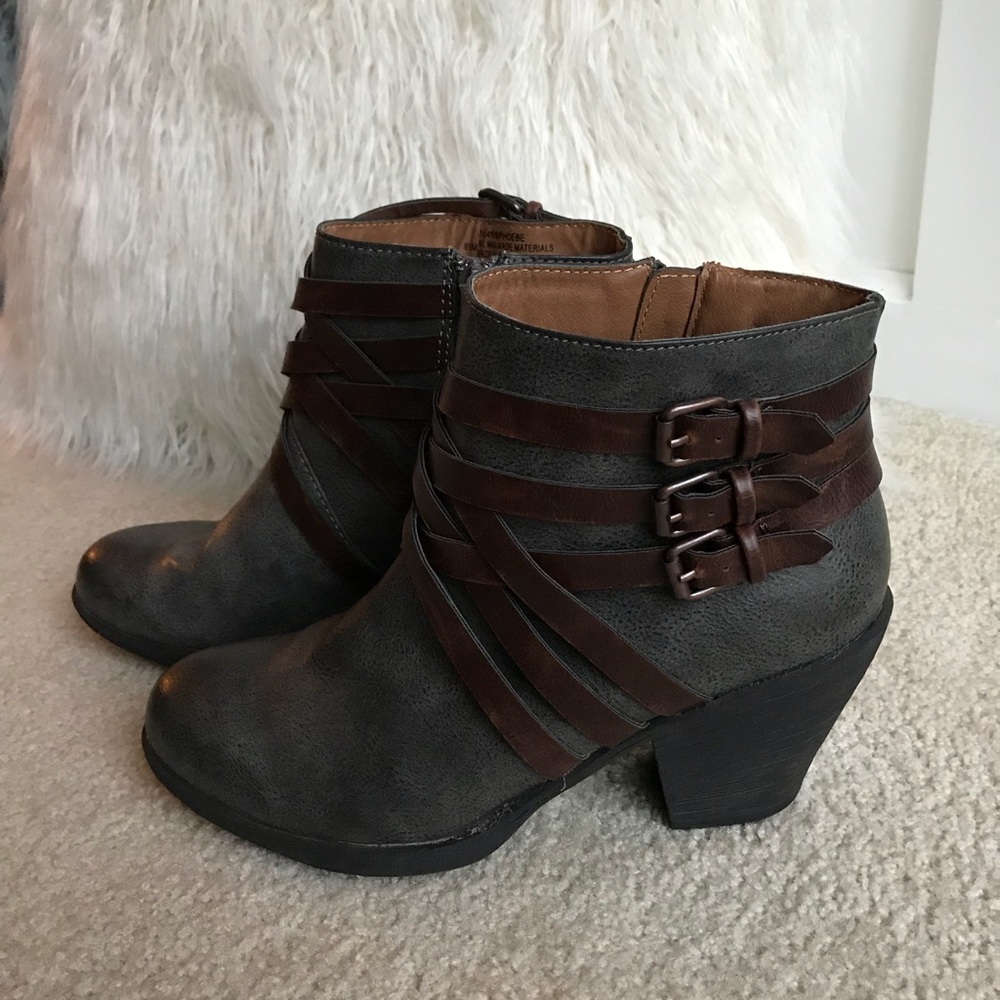 Sofft Gray Booties - Picture 2 of 8