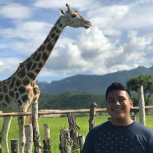 Meet your Posher, Josue