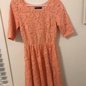 Like-new peach lace midi dress