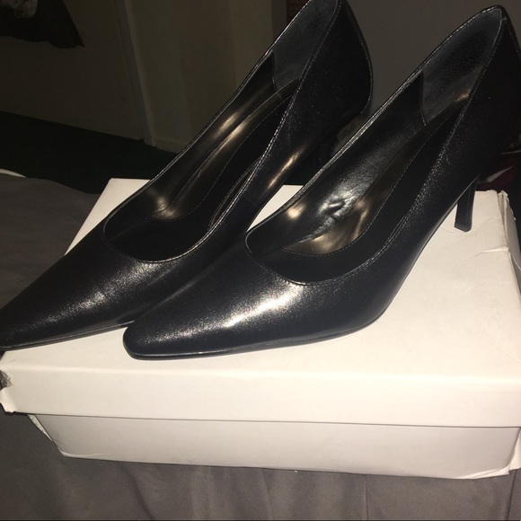 Calvin Klein Dolly Kidskin black heels - Picture 3 of 7