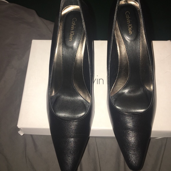 Calvin Klein Dolly Kidskin black heels - Picture 4 of 7