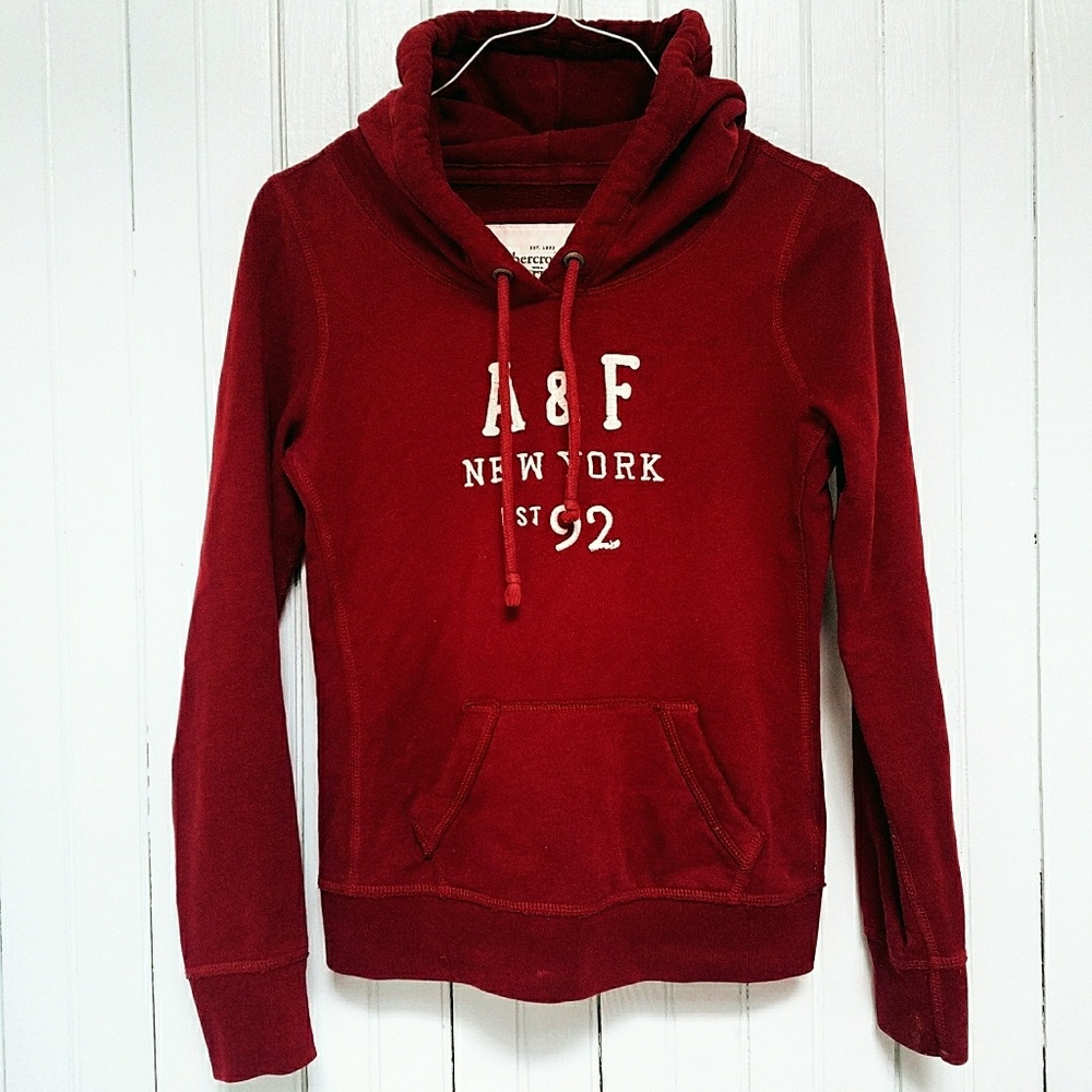 💃Abercrombie deep red sweatshirt💃
