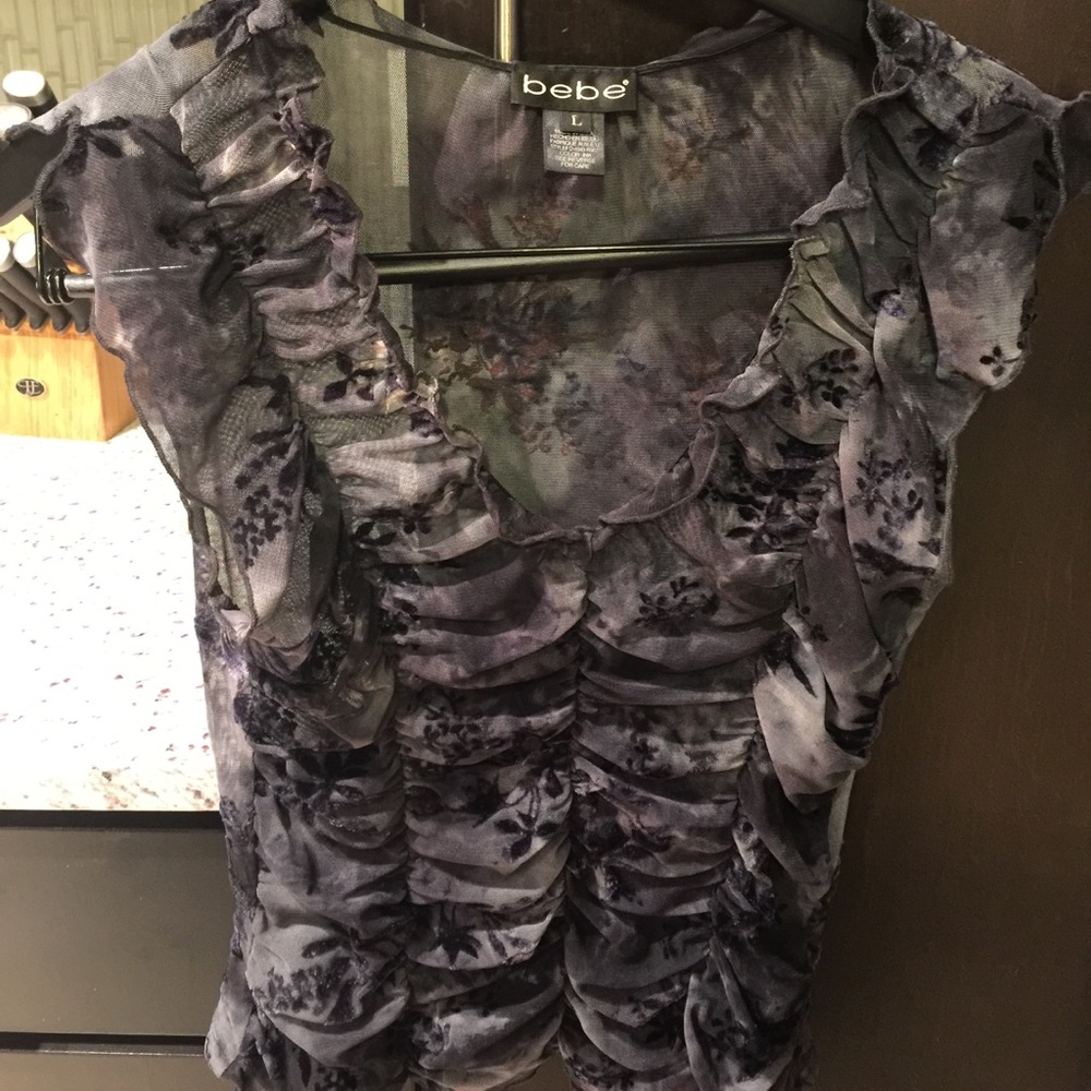 Bebe top