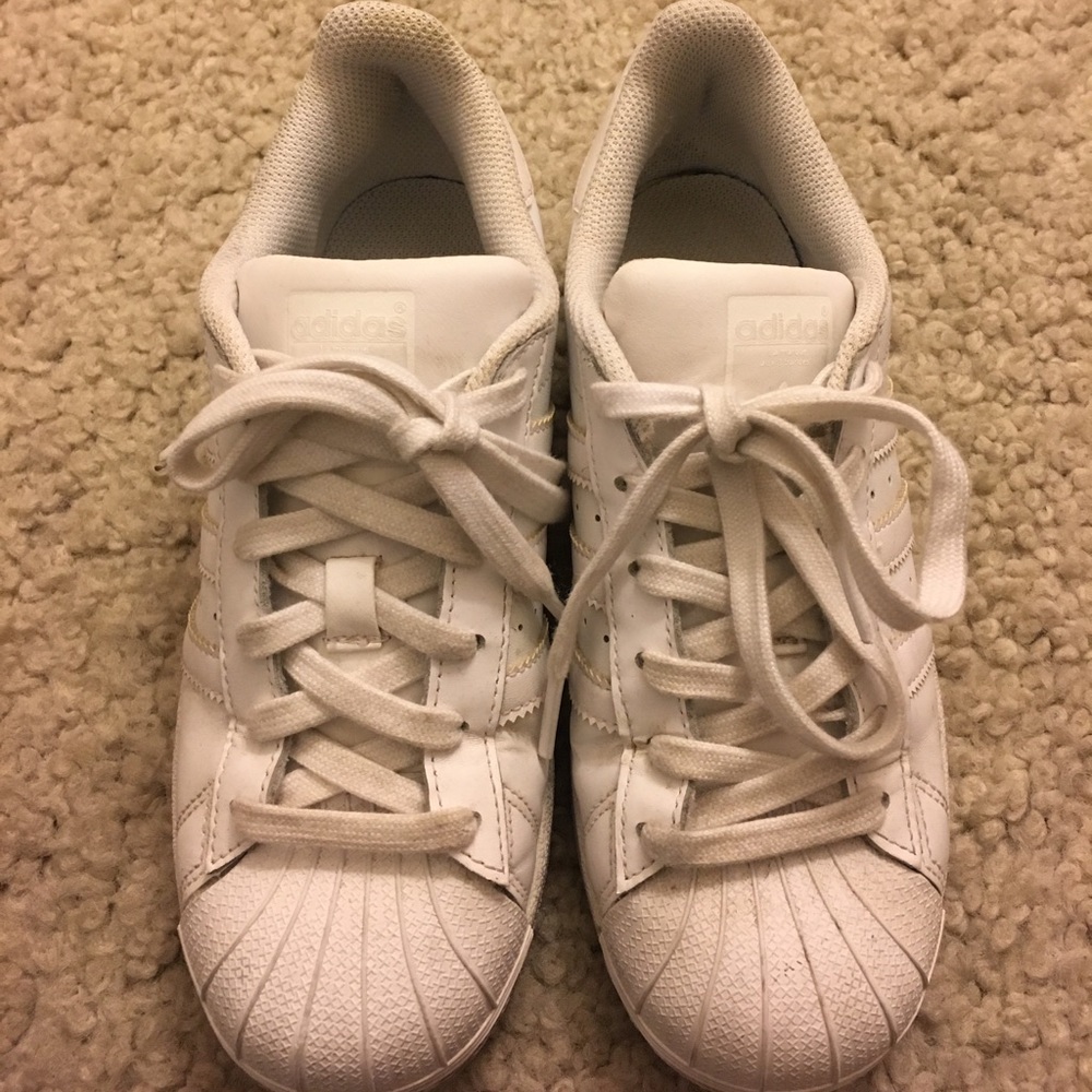 Great condition white adidas