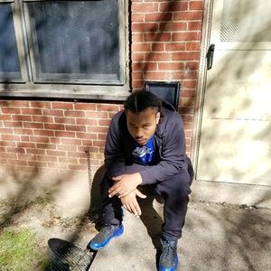 Meet your Posher, Isaac