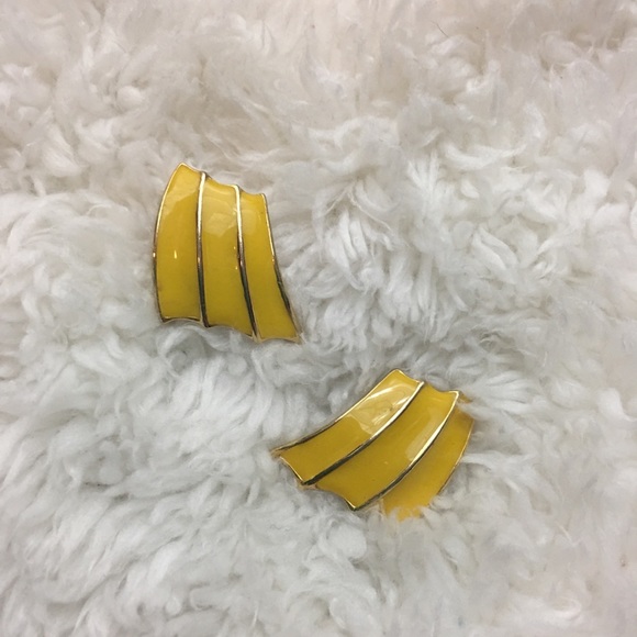 Jewelry - 🎈🎈🎈 3 For $20 🎈🎈🎈 Look For The Title SALE