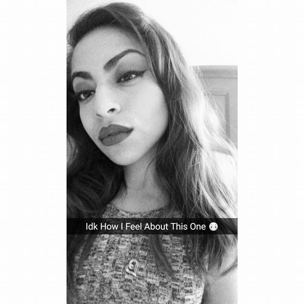 Meet your Posher, Esmeralda