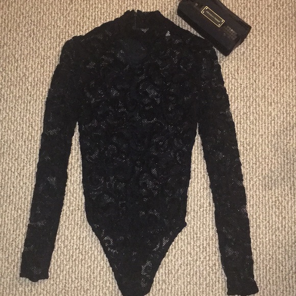 💙💜Alberto Makali💜gorgeous lace, bodysuit💜 - Picture 3 of 6