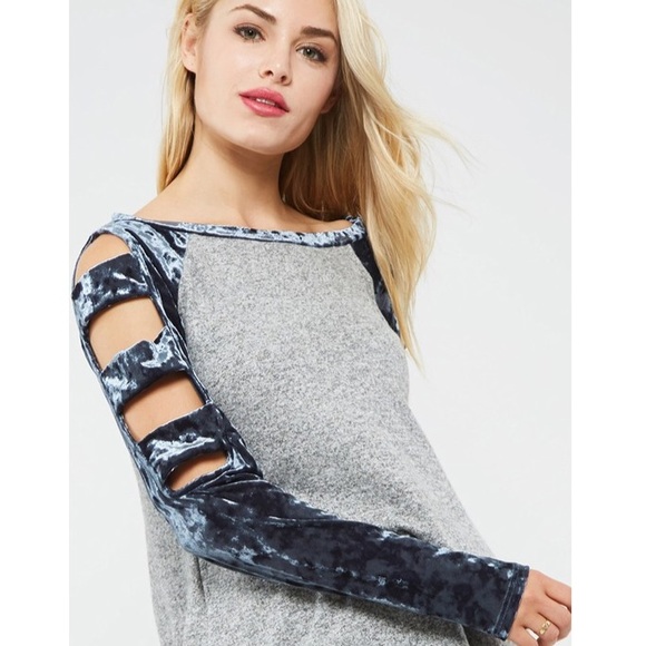 Velvet Sleeve Fashion Top - Picture 3 of 5