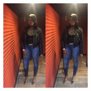 Meet your Posher, Crystal