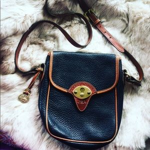 ❤️SOLD❤️DOONEY AND BOURKE PURSE