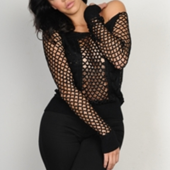 BLACK KNITTED/CROCHET OFF THE SHOULDER TOP - Picture 2 of 3