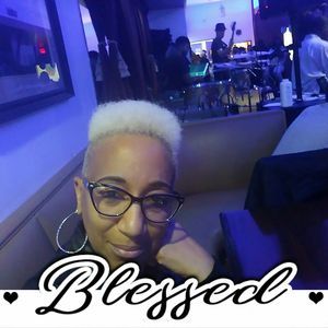 Meet your Posher, Kay