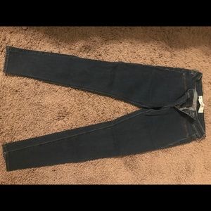 ABERCROMBIE SKINNY JEANS