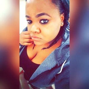 Meet your Posher, Sabrina