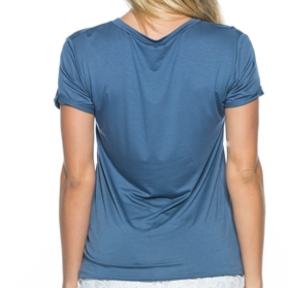 (LAST 1) BLUE SASSY CHOKER TEE - Picture 3 of 4