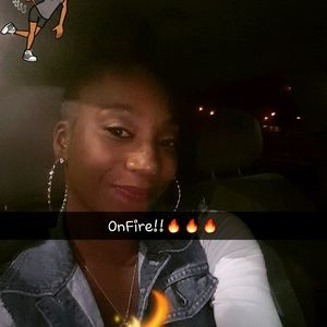 Meet your Posher, Alysha