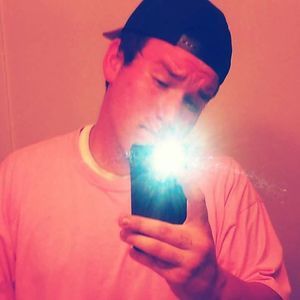 Meet your Posher, Dakota