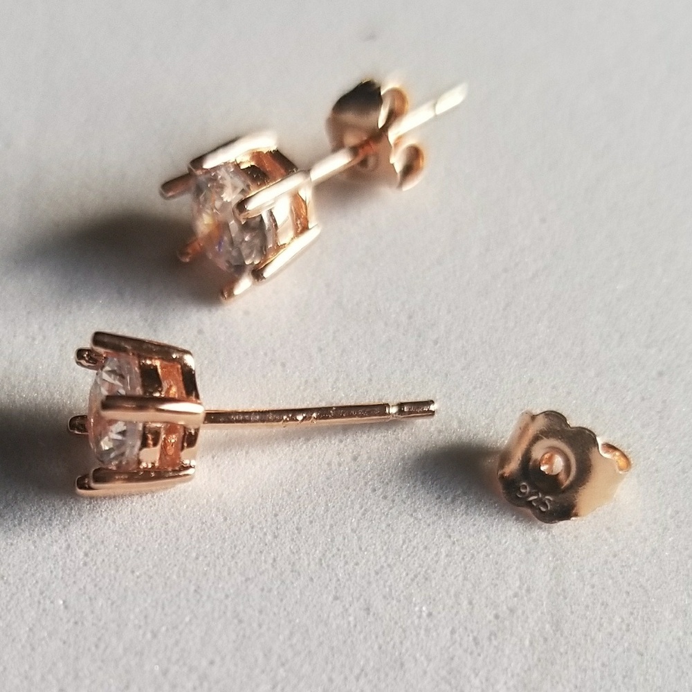 14k Rose Gold Diamond Cz Stud Earrings