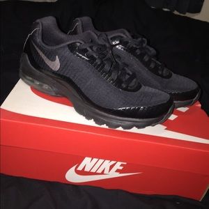 Nike air max motion