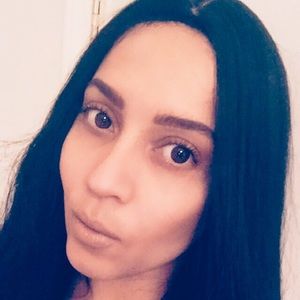 Meet your Posher, Dilcia