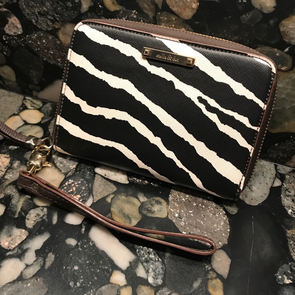 Stella & Dot Wristlet