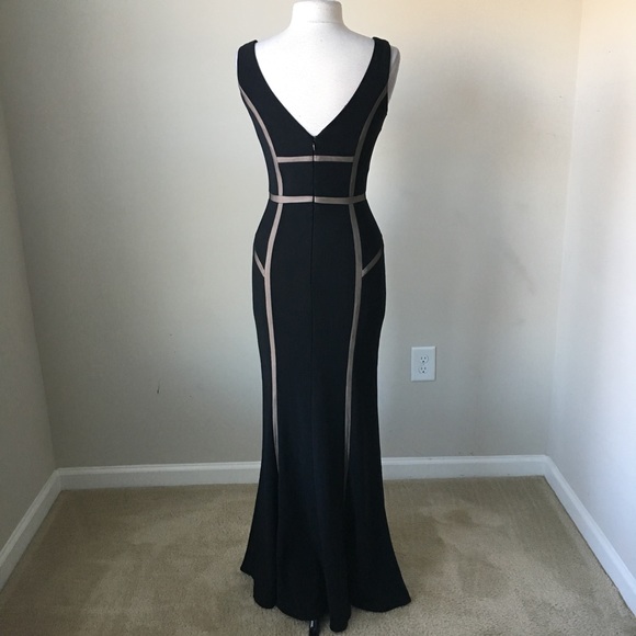 Sleeveless contrast mesh inset mermaid gown dress - Picture 3 of 7