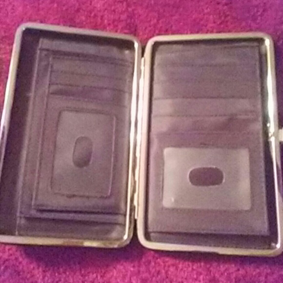 Wallet - Picture 3 of 4