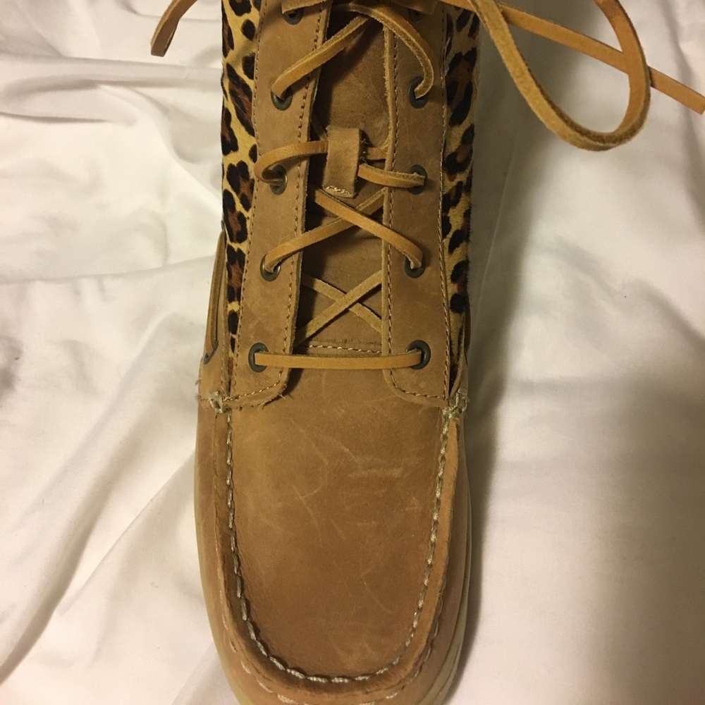 Boots - Picture 2 of 6