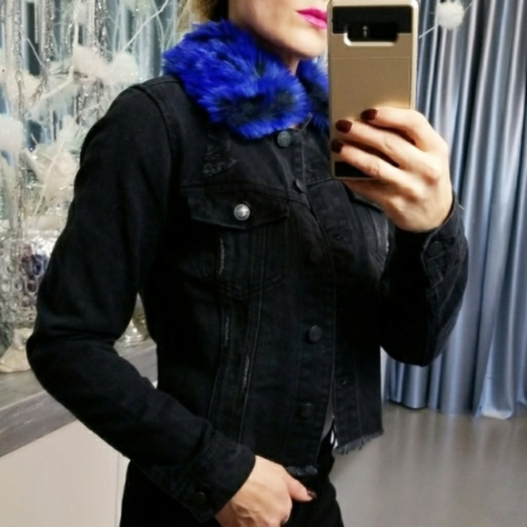 😭LAST 1😭BLACK DISTRESSED DENIM JACKET - Picture 3 of 4