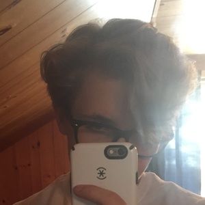 Meet your Posher, Dominic