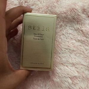 Stila All Day Foundation (medium)