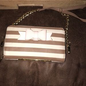 Betsy Johnson Neapolitan cross body wallet