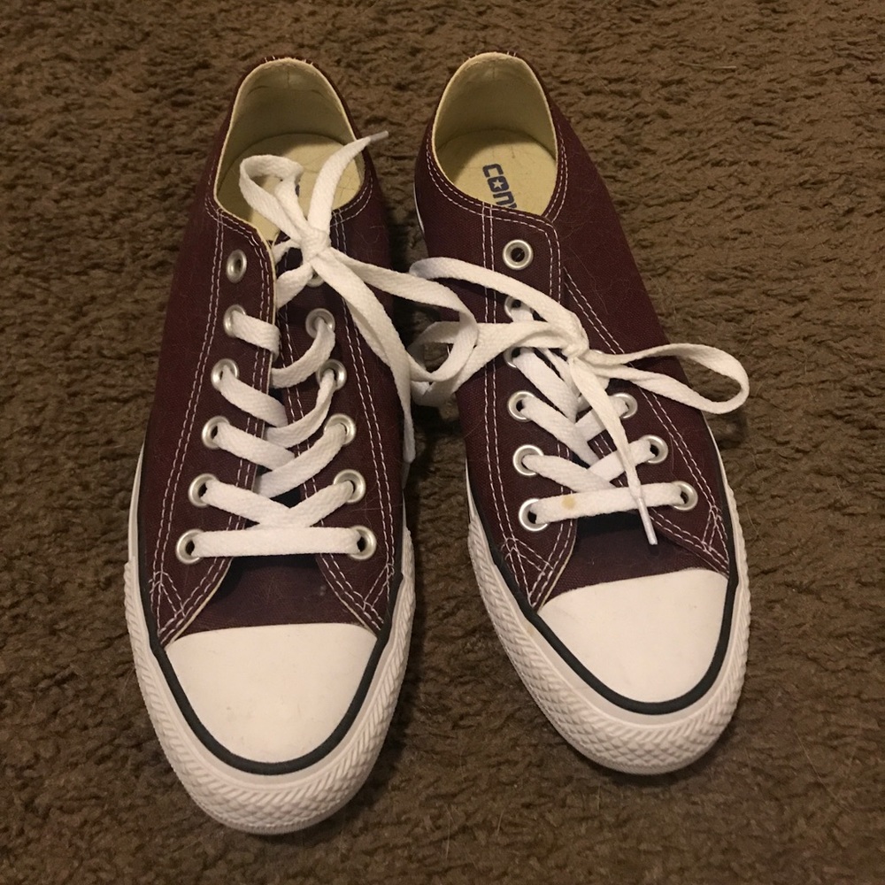 Burgundy/Red Converse