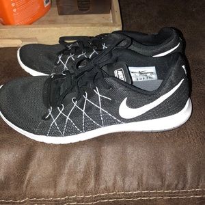 Brand new never worn Nike fury 2 sneakers!