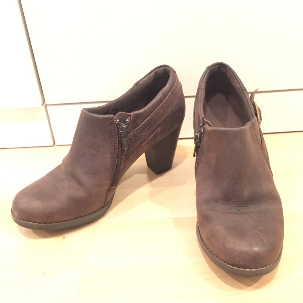 Leather ankle booties