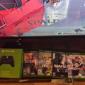 Xbox one remote and games