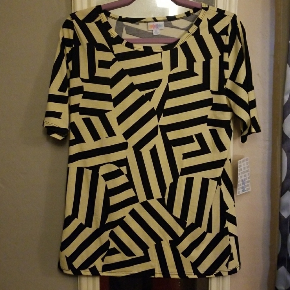LuLaRoe ~ Gigi