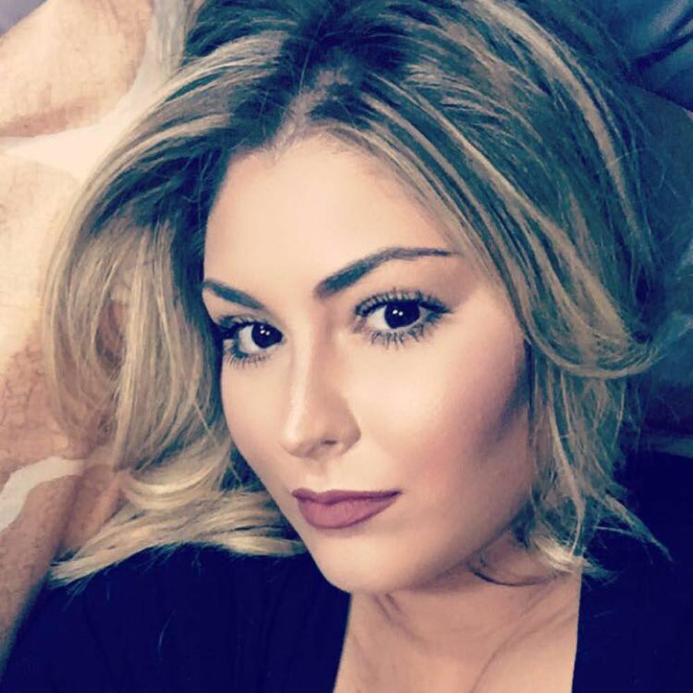 Meet your Posher, Jennifer