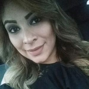 Meet your Posher, Sandra